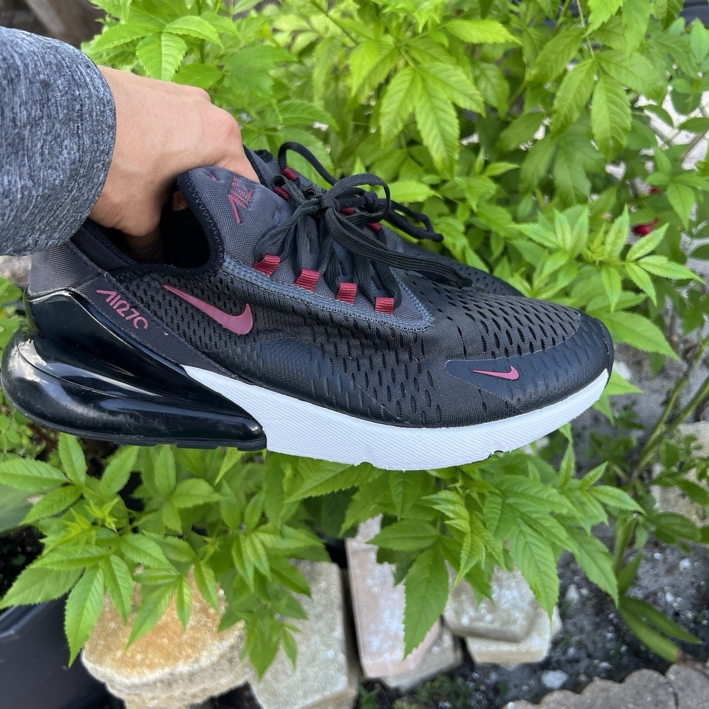 Nike Air Max 270 Black Burgundy Men's Low Top Athletic Sneakers Size 10.5